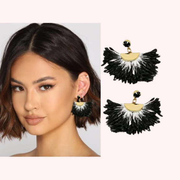 Zara Jewelry - Black & Gold Feather Accent Boho Glam NEW Earrings